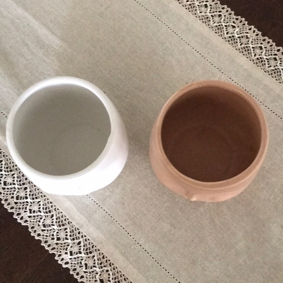 Set of 2 Planters New - Picture 5 of 9